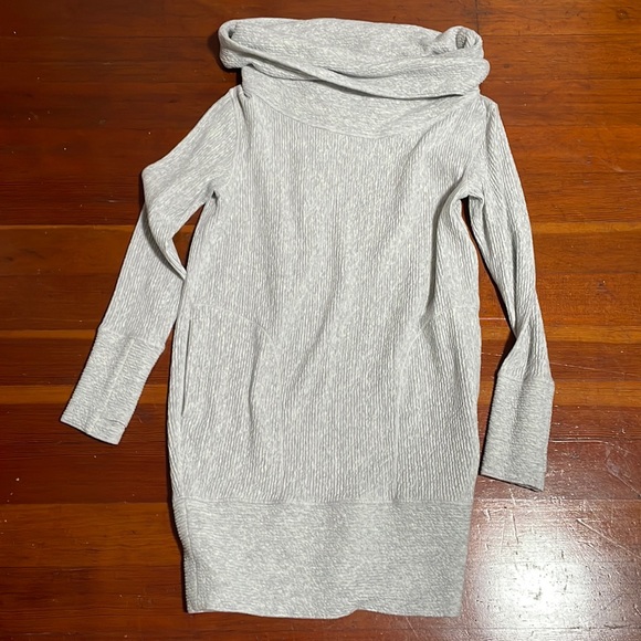 Lululemon Along The Way Dress - Picture 2 of 4